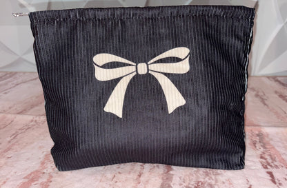 CHIC CARRY MAKEUP BAGS